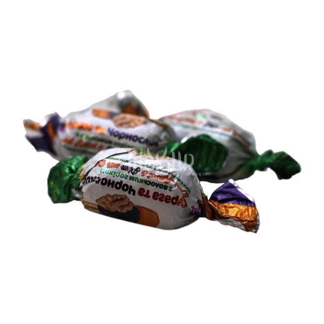 Цукерки Amanti Чорнослив з волоським горіхом в шоколаді